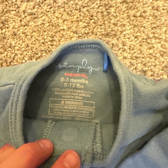 Magnetic Me 0-3m - Picture 2 of 2